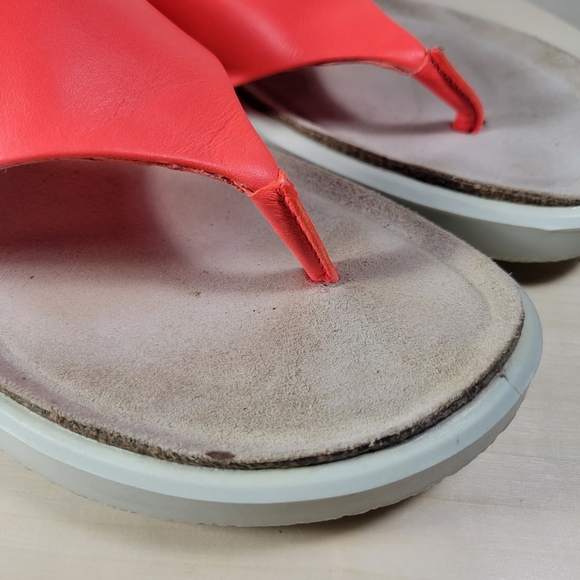 Ecco Corksphere Coral Thong Sandal Womens Size 9 - Picture 10 of 11